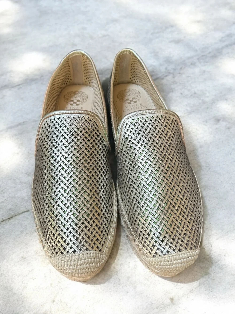 Vince Camuto Women’s Hamorra Laser Cut Metallic Gold Espadrilles size 10M